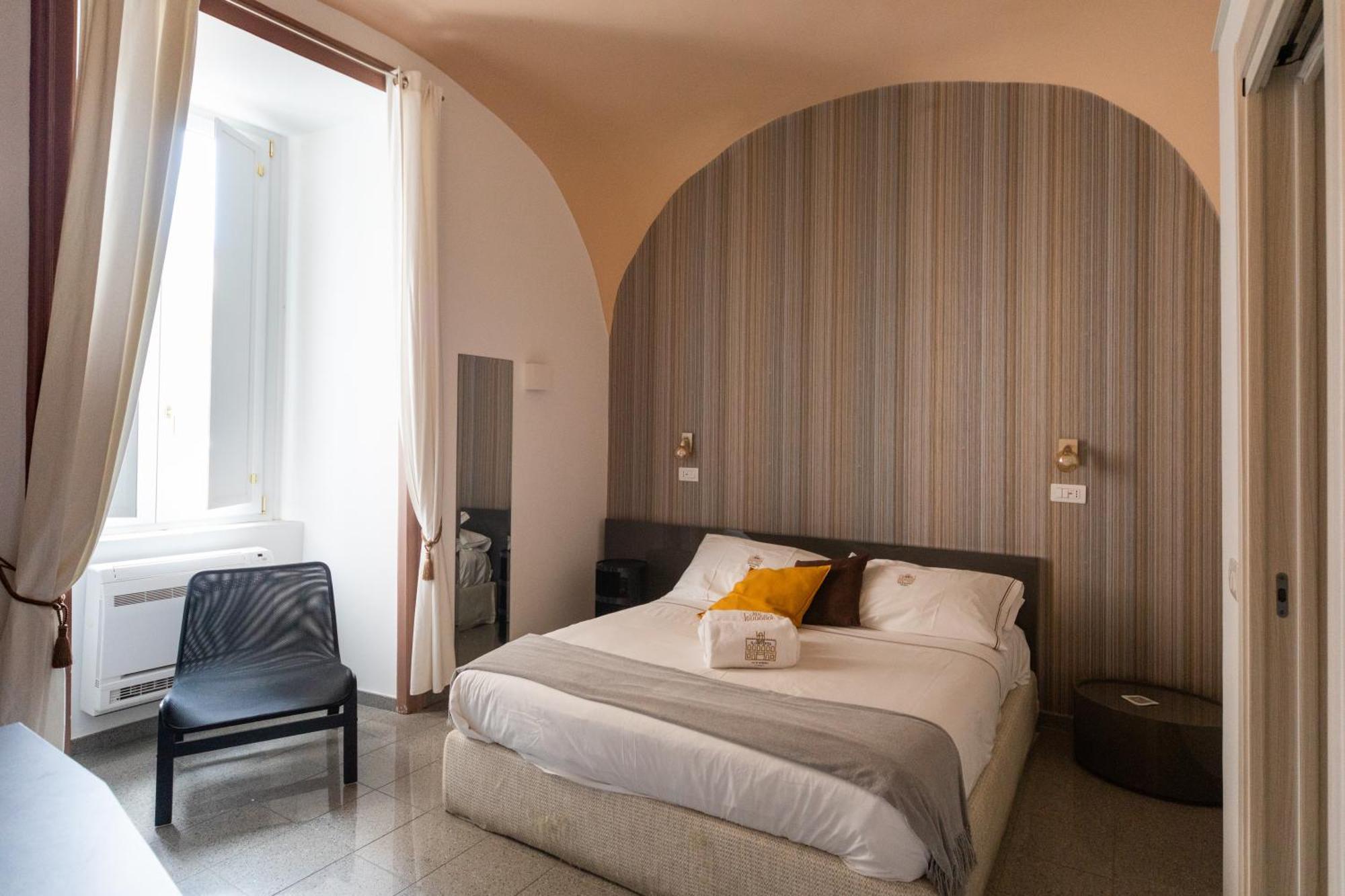 Palazzo Il Convento Hotel Napoli Bagian luar foto