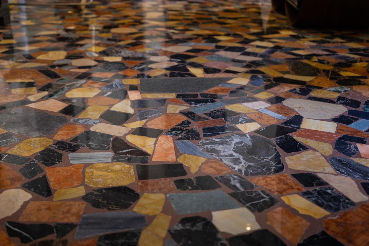 Palazzo Il Convento Hotel Napoli Bagian luar foto